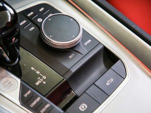 2019sDrive 25i M\b п؅^