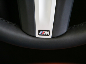 2019sDrive 25i M\b п؅^