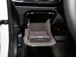 2019sDrive 25i M\b п؅^