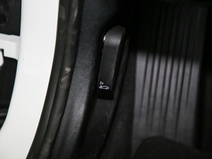 2019sDrive 25i M\b п؅^