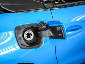 2019sDrive 25i M\b w