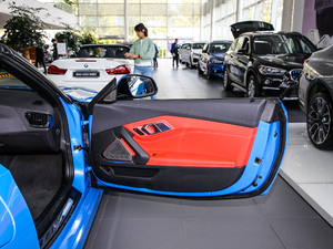 2019sDrive 25i M\b g