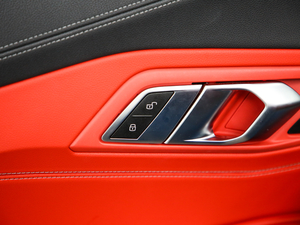 2019sDrive 25i M\b g