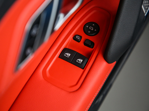 2019sDrive 25i M\b {܇ƅ^	