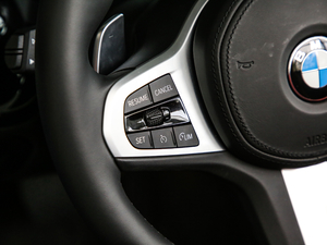 2019sDrive 25i M\(yn)(dng)b п؅^(q)