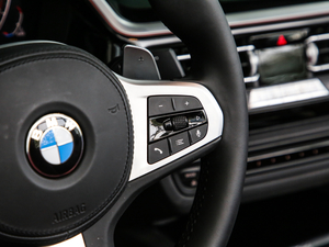 2019sDrive 25i M\(yn)(dng)b п؅^(q)