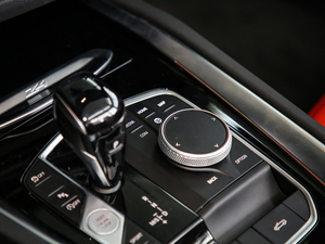 2019sDrive 25i M\(yn)(dng)b п؅^(q)