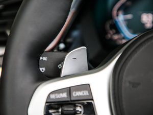 2019sDrive 25i M\b п؅^