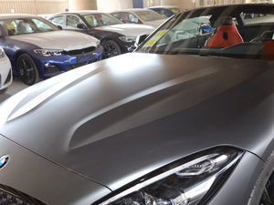 2019sDrive 25i y˪ ^