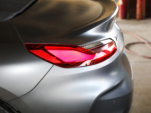 2019sDrive 25i y˪ ^