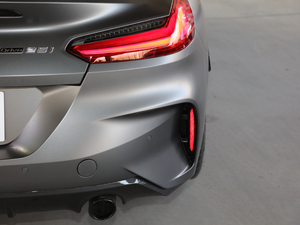 2019sDrive 25i y˪ ^