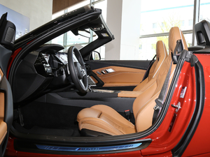 2019M40i M˶ܰ ǰſռ