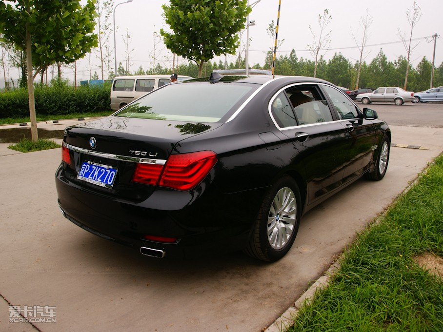 2009R7ϵ 750li F