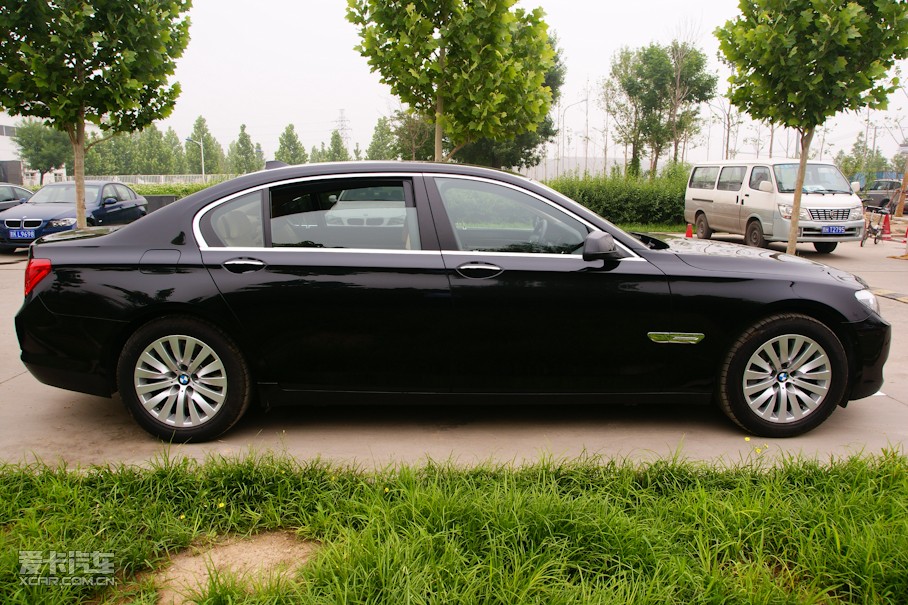 2009R7ϵ 750li F