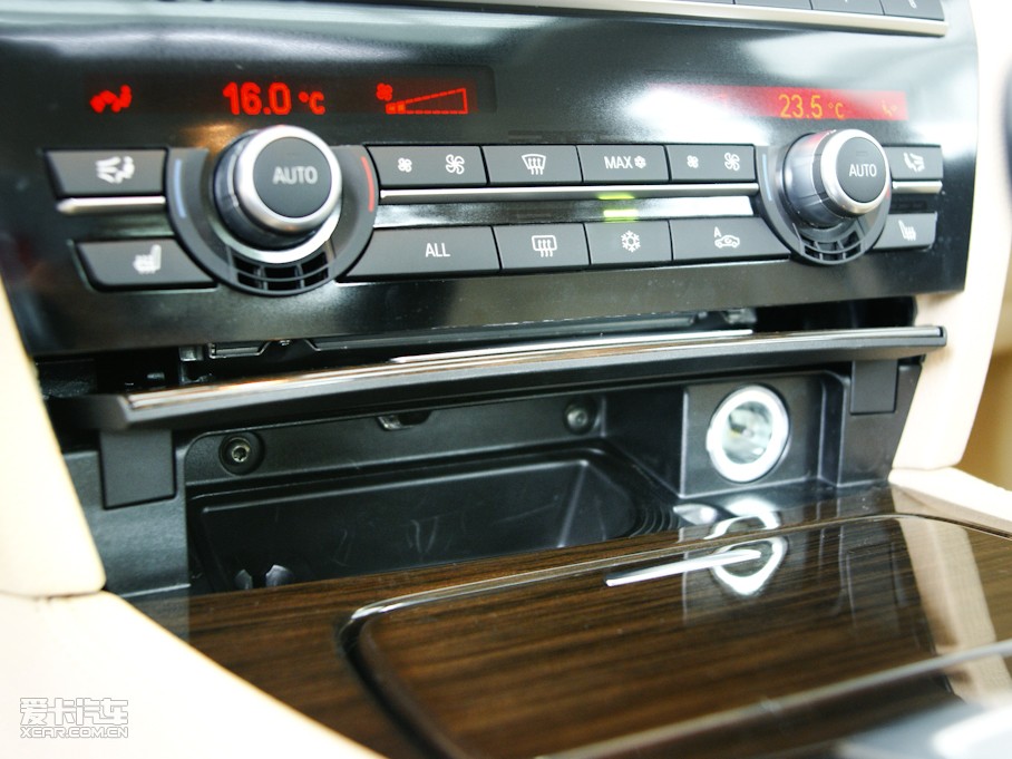 2009R7ϵ 740Li IȰ