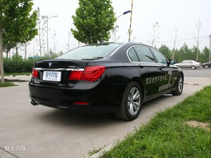 2009款730Li 豪华版 整体外观