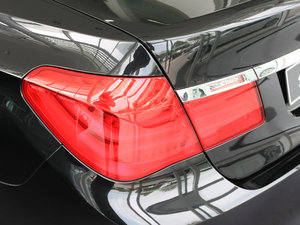 2009款750Li 领先版 细节外观