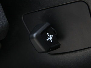 2009款750Li 豪华版 中控区