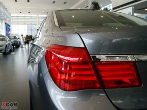 2009款740Li 豪华版 细节外观