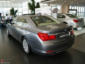 2009740Li  