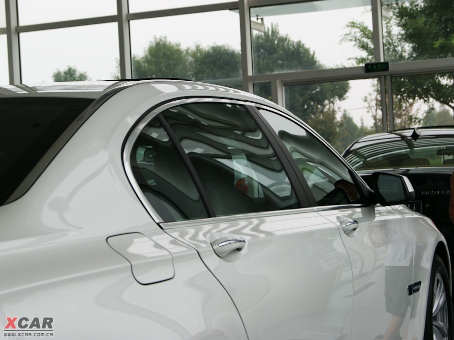 2009R7ϵ 730Li IȰ