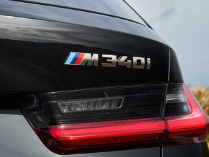 2020M340i ^