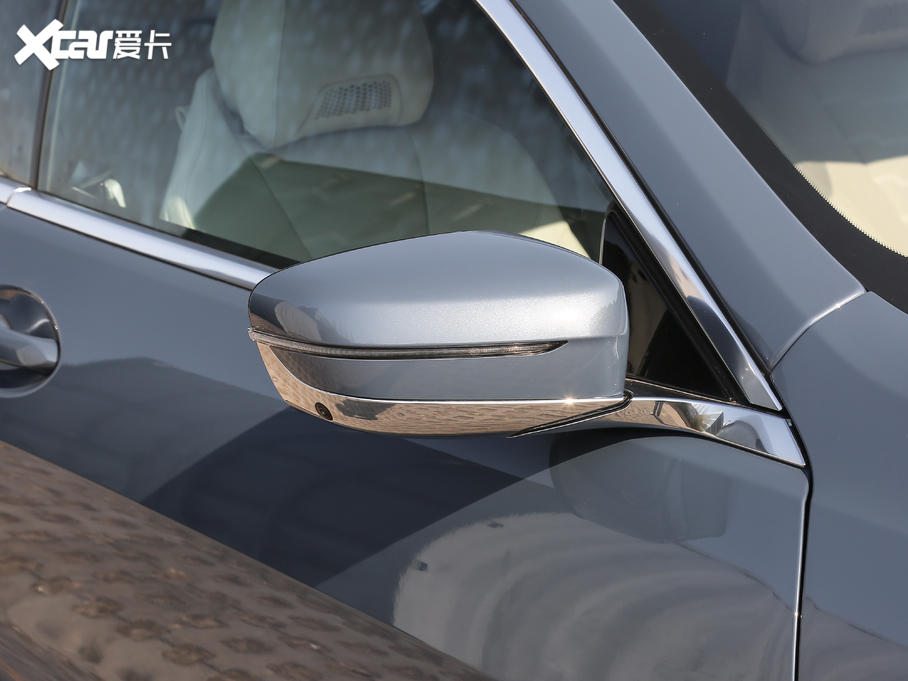 2019R8ϵ 840i I܇ M\b