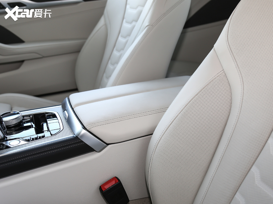 2019R8ϵ 840i I܇ M\b