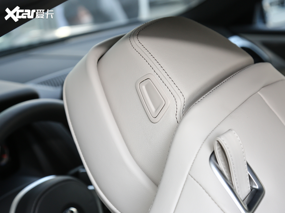 2019R8ϵ 840i I܇ M\b