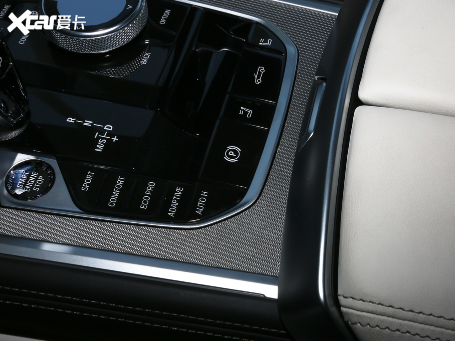 2019R8ϵ 840i I܇ M\b