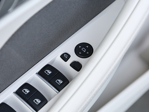 2019840i I܇ M\b п؅^