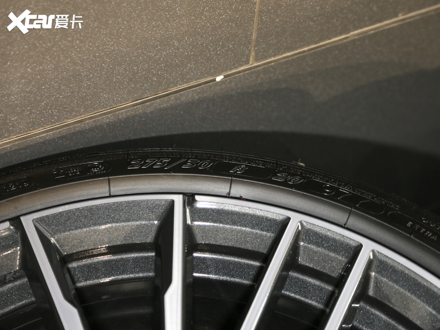 2019R8ϵT 840i xDrive TI܇ M\b