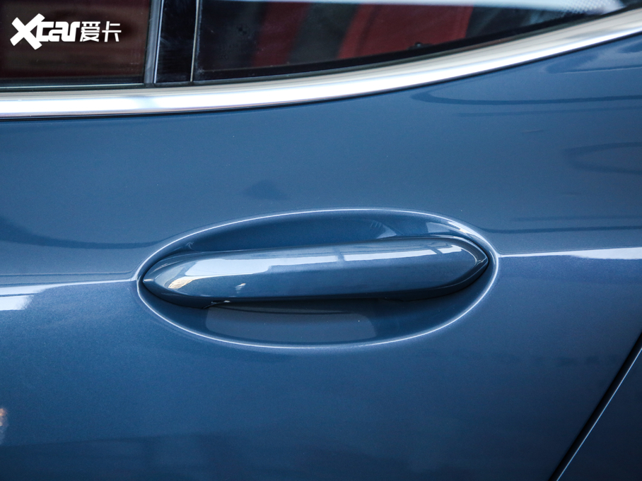 2019R8ϵT 840i TI܇ M\b