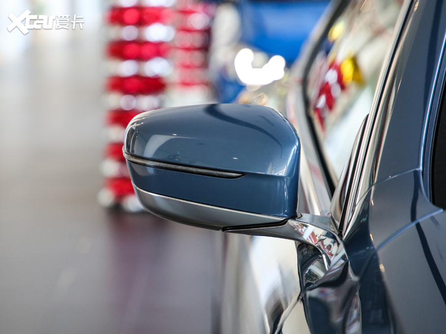 2019R8ϵT 840i TI܇ M\b