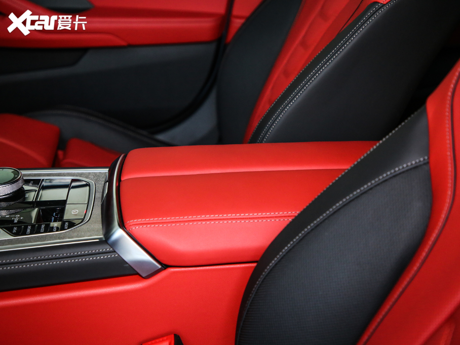 2019R8ϵT 840i TI܇ M\b