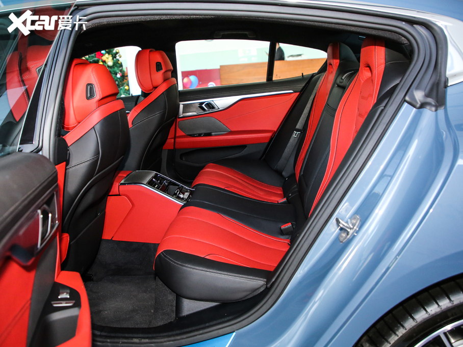 2019R8ϵT 840i TI܇ M\b