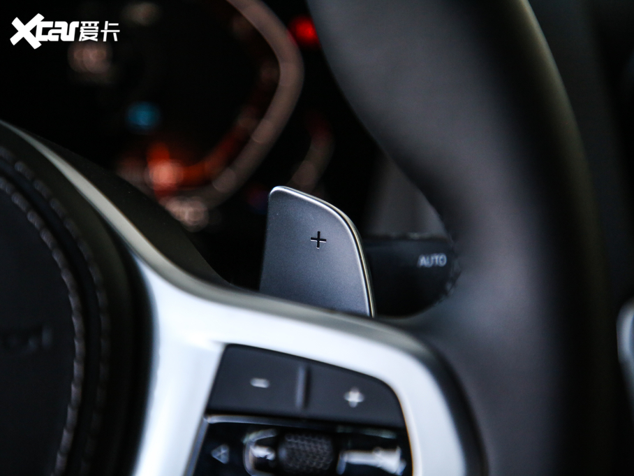 2019��R8ϵ���T 840i ���T�I��܇ M�\�����b