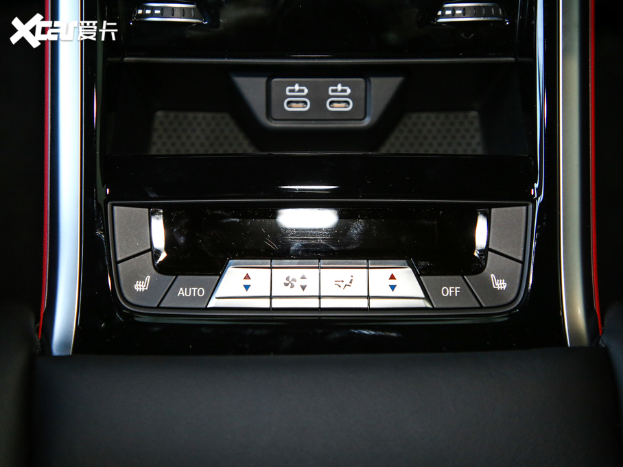 2019R8ϵT 840i TI܇ M\b