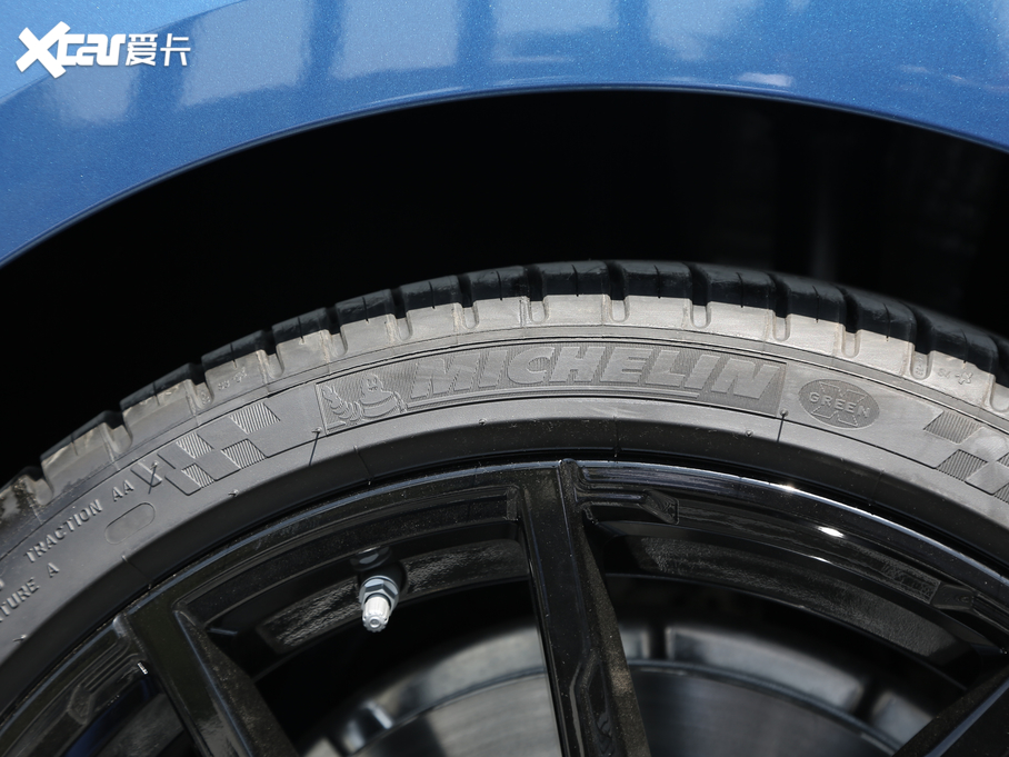 2019R8ϵT 840i TI܇ װl