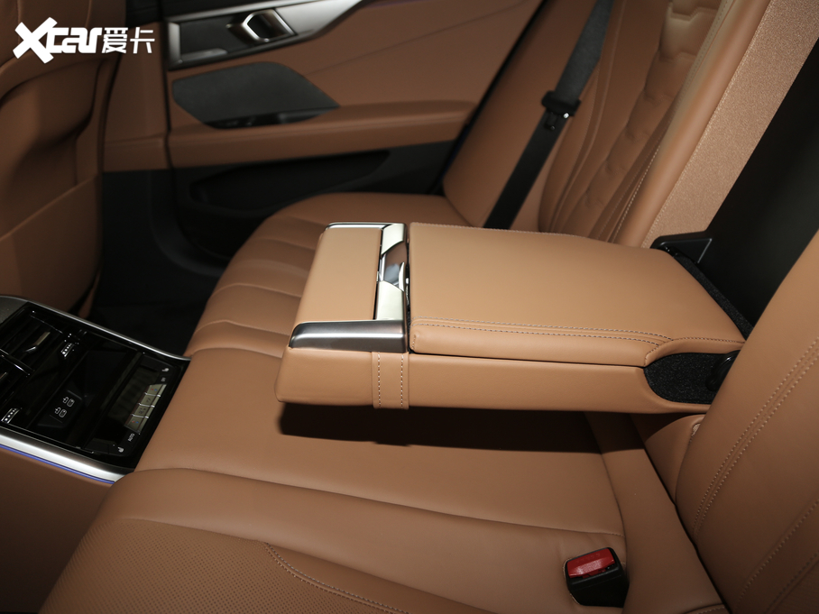 2019R8ϵT 840i TI܇ װl