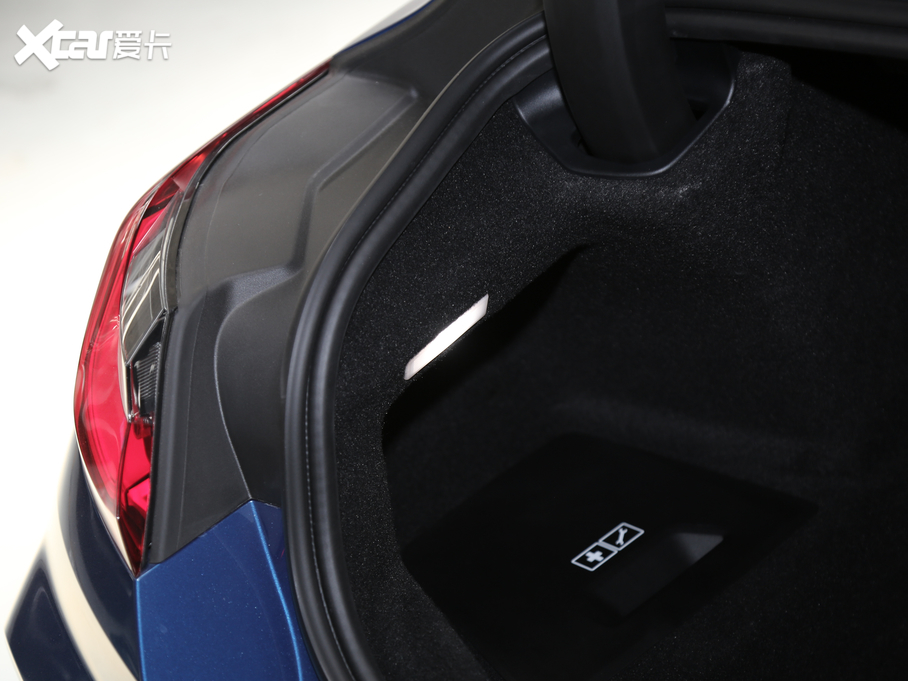 2019R8ϵT 840i TI܇ װl