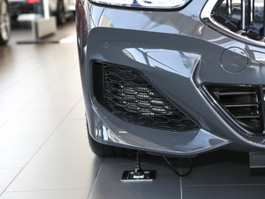 2019840i xDrive TI܇ M\b ^