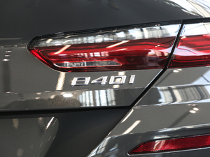 2019840i xDrive TI܇ M\(yn)(dng)b (x)(ji)^