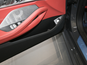 2019840i xDrive T(mn)I܇(ch) M\(yn)(dng)b ǰT(mn)(ch)g