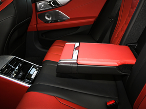 2019840i xDrive T(mn)I܇(ch) M\(yn)(dng)b 