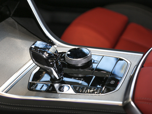 2019840i xDrive TI܇ M\b п؅^