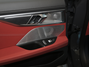 2019840i xDrive TI܇ M\b п؅^