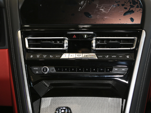 2019840i xDrive TI܇ M\b {{