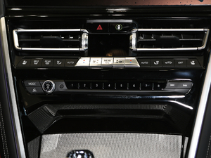 2019840i xDrive TI܇ M\b {