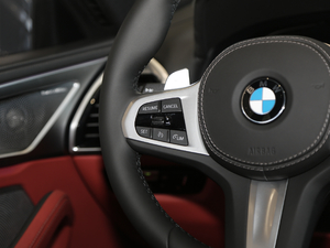 2019840i xDrive TI܇ M\b п؅^